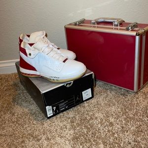 Nike Air Jordan XVI Low. White/Black-Varsity Red. Size 7.